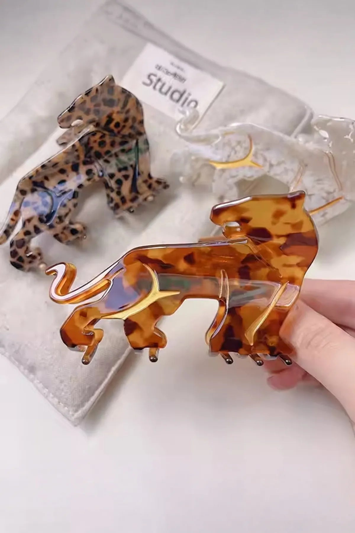 Mini Leopar Desenli Mandal Asetat Saç Tokası